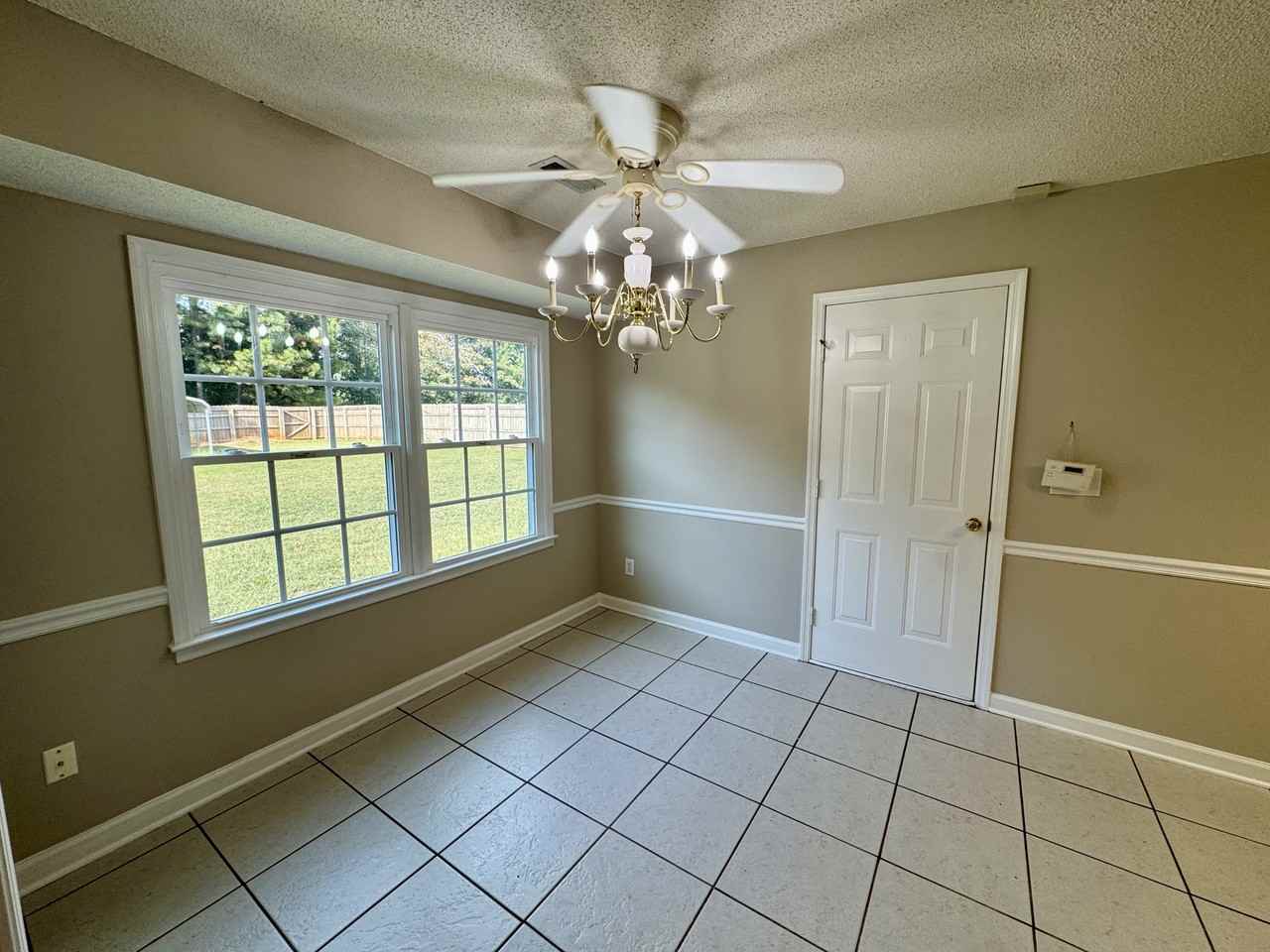 176 Barnstable Ct #1 - Photo 3 of 10