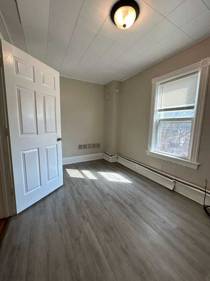 505 North Grotto Street #2 - Photo 5 of 10