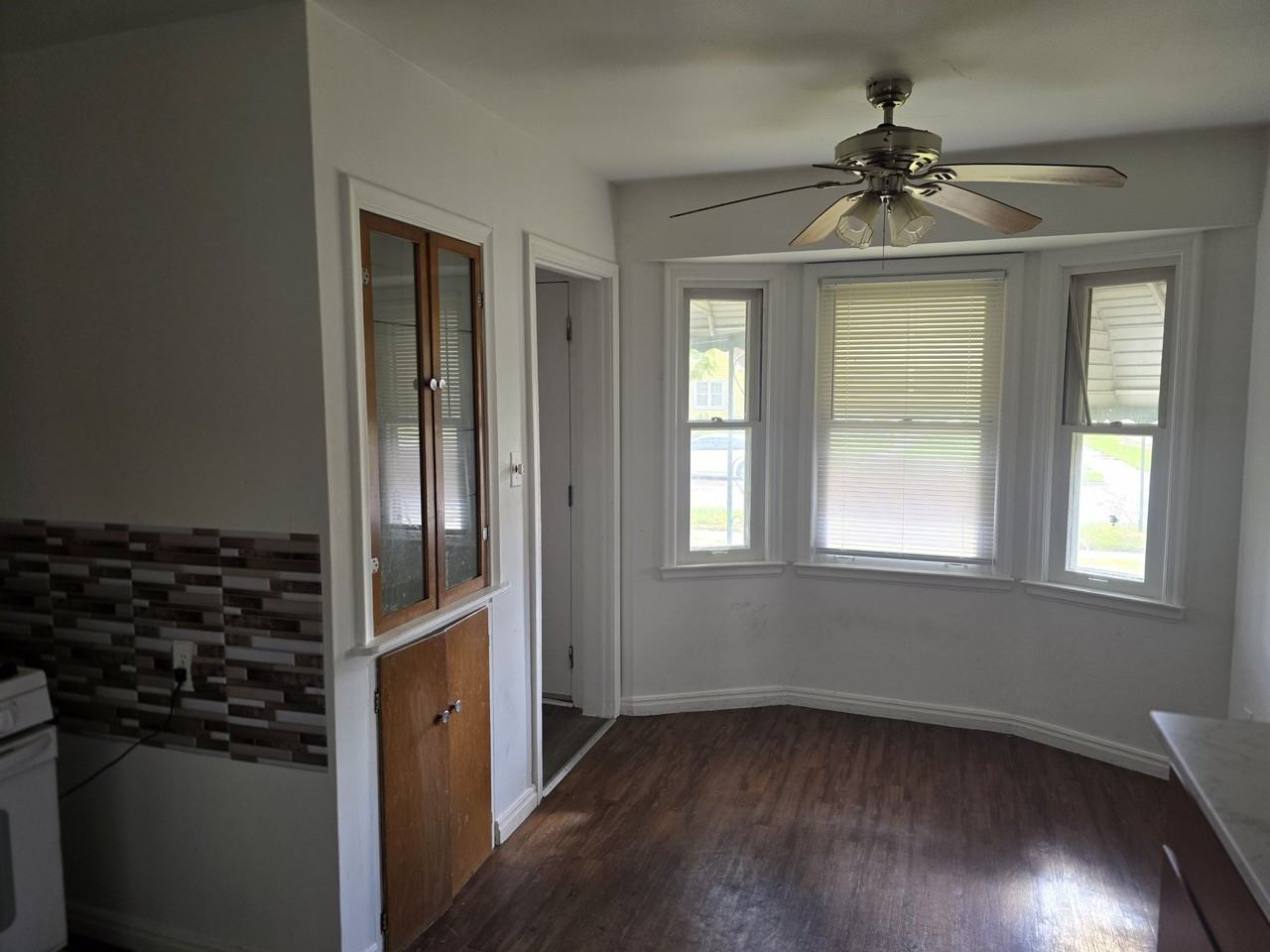 15603 Lappin St #1 - Photo 4 of 9