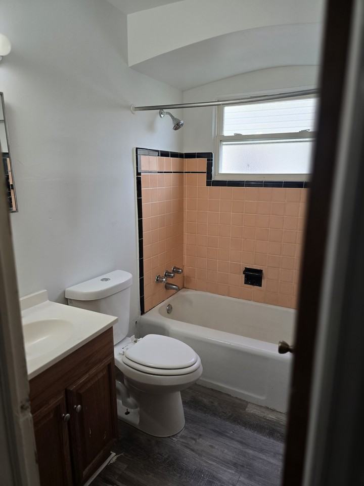 15603 Lappin St #1 - Photo 5 of 9