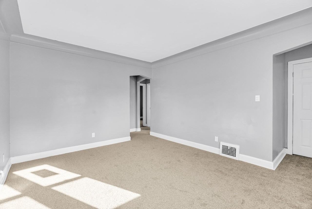 9813 Nottingham Road #1 - Photo 4 of 10