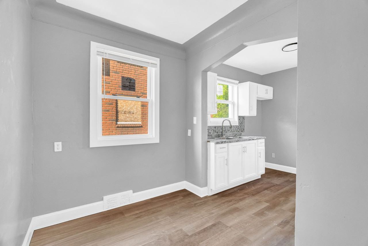 9813 Nottingham Road #1 - Photo 5 of 10