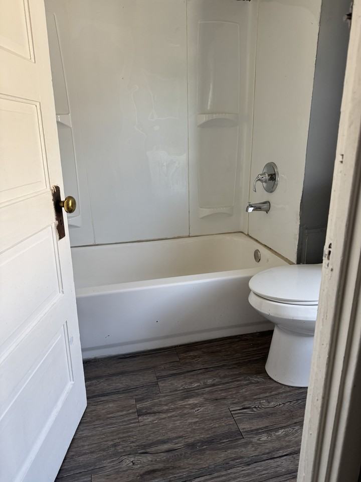 15414 Calcutta Ave #1 - Photo 7 of 7