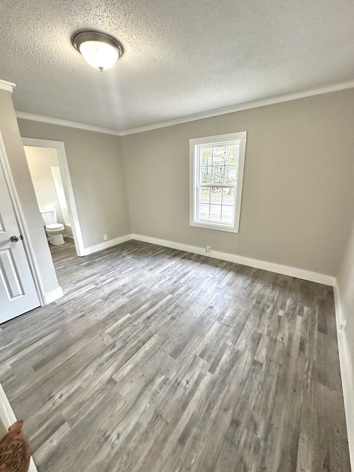 6029 Ivy Street #1 - Photo 4 of 8