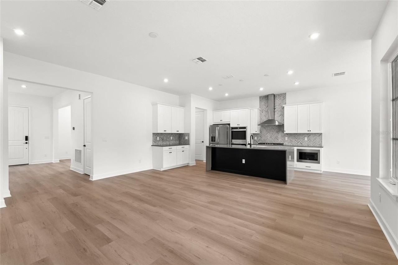 7493 Estuary Lake Loop - Photo 4 of 30