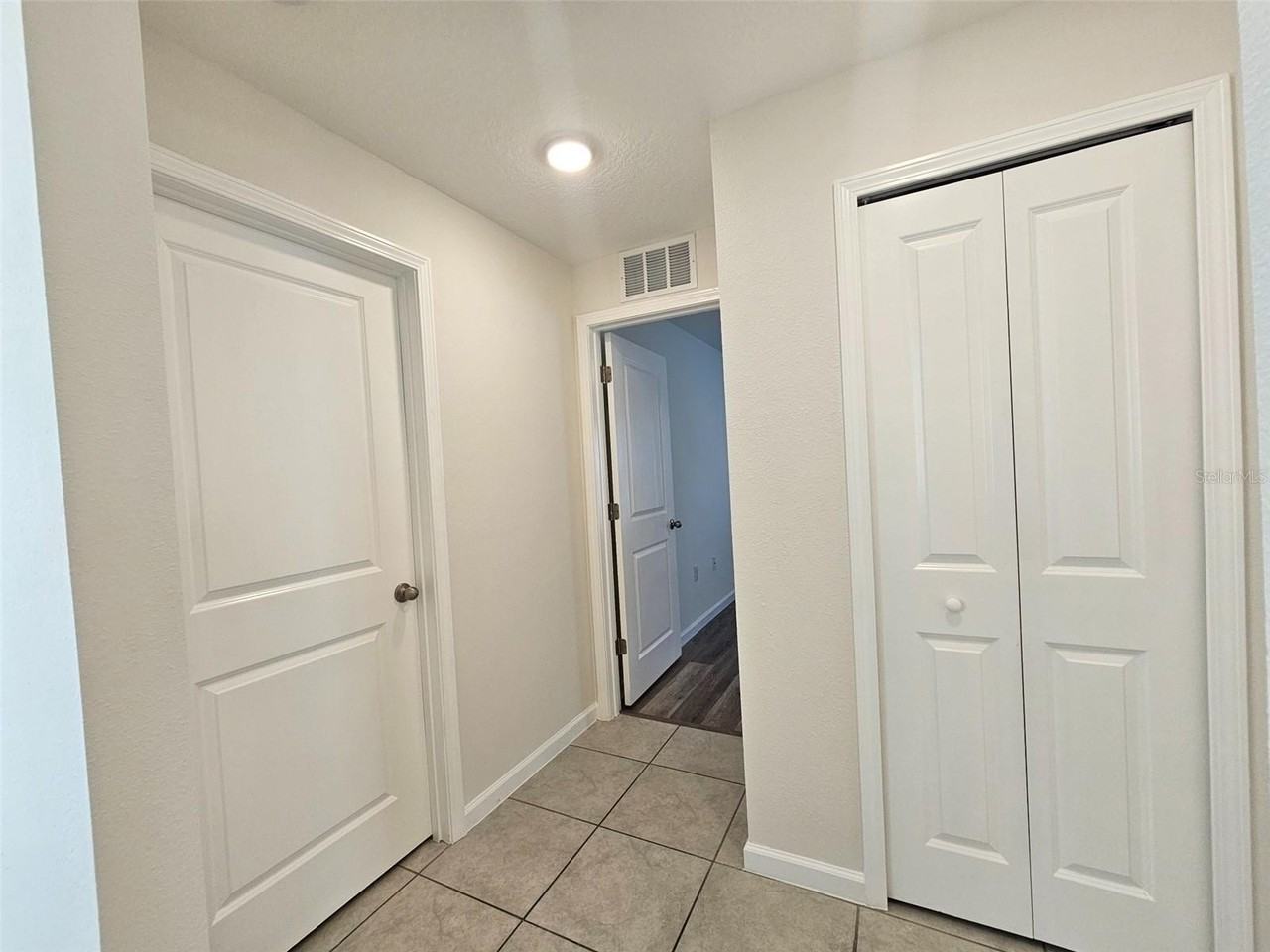 3715 Eisel Way - Photo 4 of 26