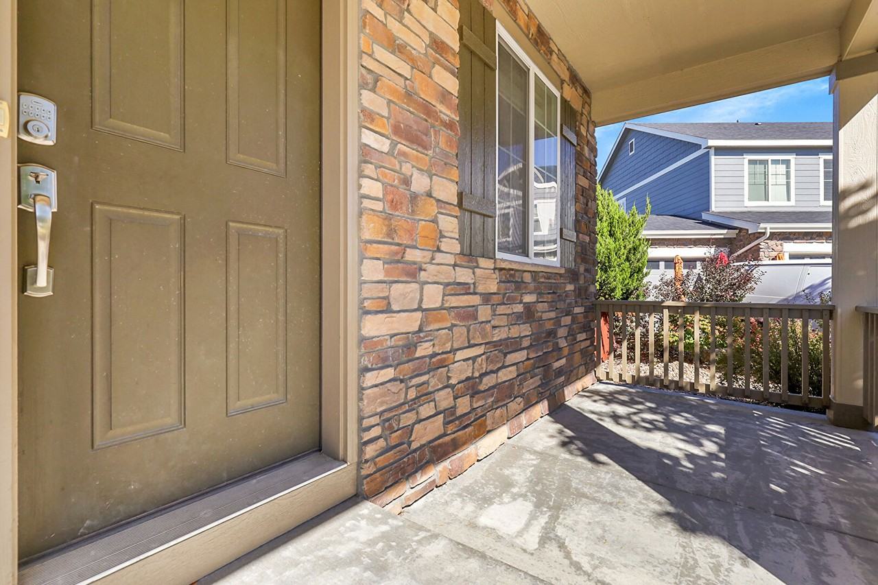 6011 S Irvington Ct #1 - Photo 3 of 32