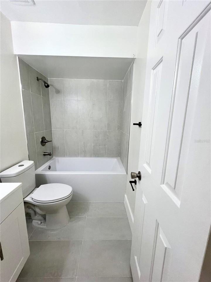 96 Windtree Lane #203 - Photo 5 of 13