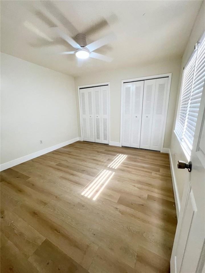 96 Windtree Lane #203 - Photo 7 of 13