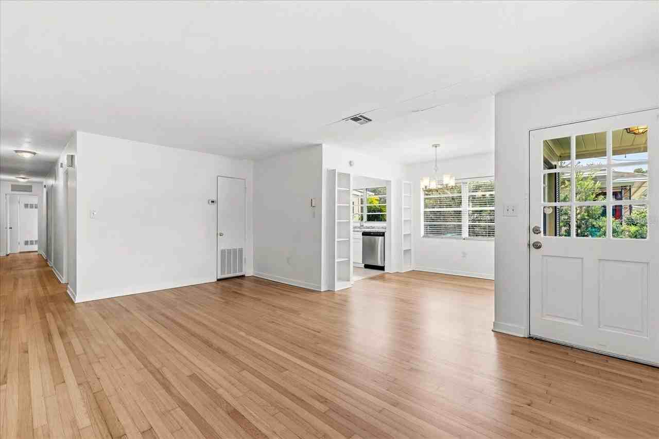 1039 N Thornton Ave - Photo 2 of 22