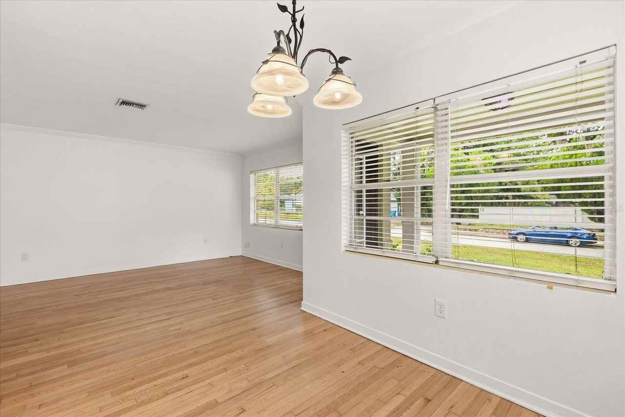 1041 N Thornton Ave - Photo 6 of 29