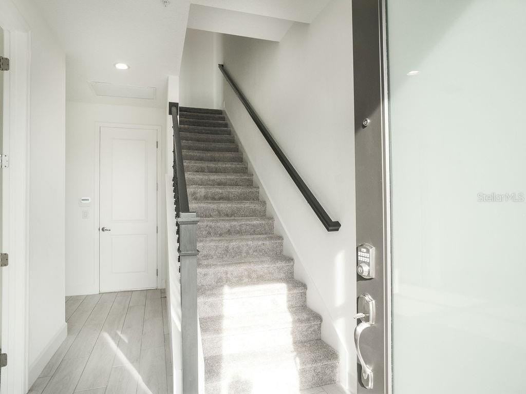 2050 Packing District Way - Photo 4 of 35