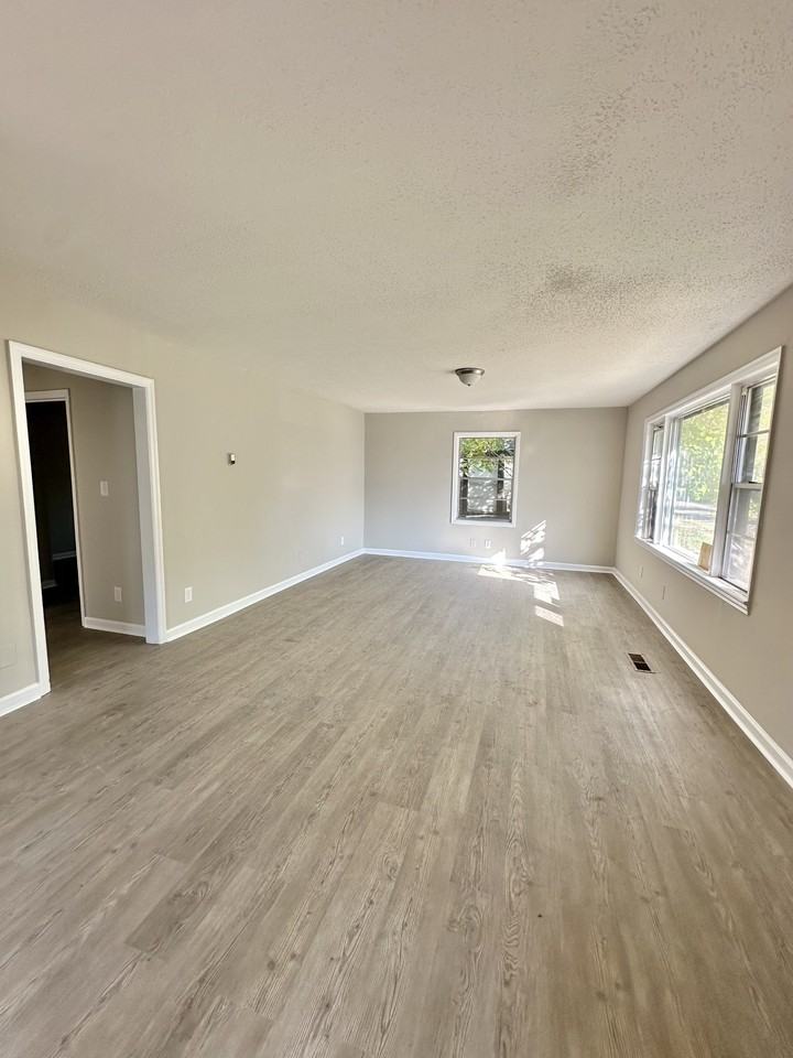 1312 Gulfport Street #1 - Photo 2 of 8