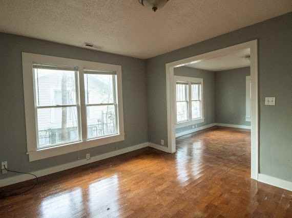 1439 Sloan Avenue #1 - Photo 6 of 7