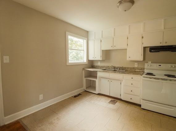 756 Vanderbilt St #1 - Photo 3 of 9