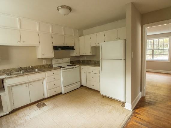 756 Vanderbilt St #1 - Photo 5 of 9