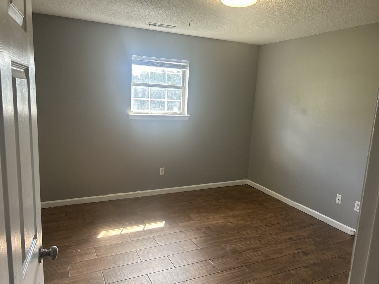 302 Carlton Lane #302 - Photo 3 of 5