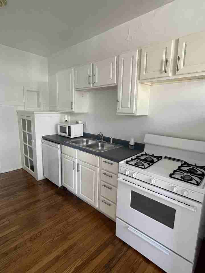 7825 Saint Charles Ave #B - Photo 3 of 7