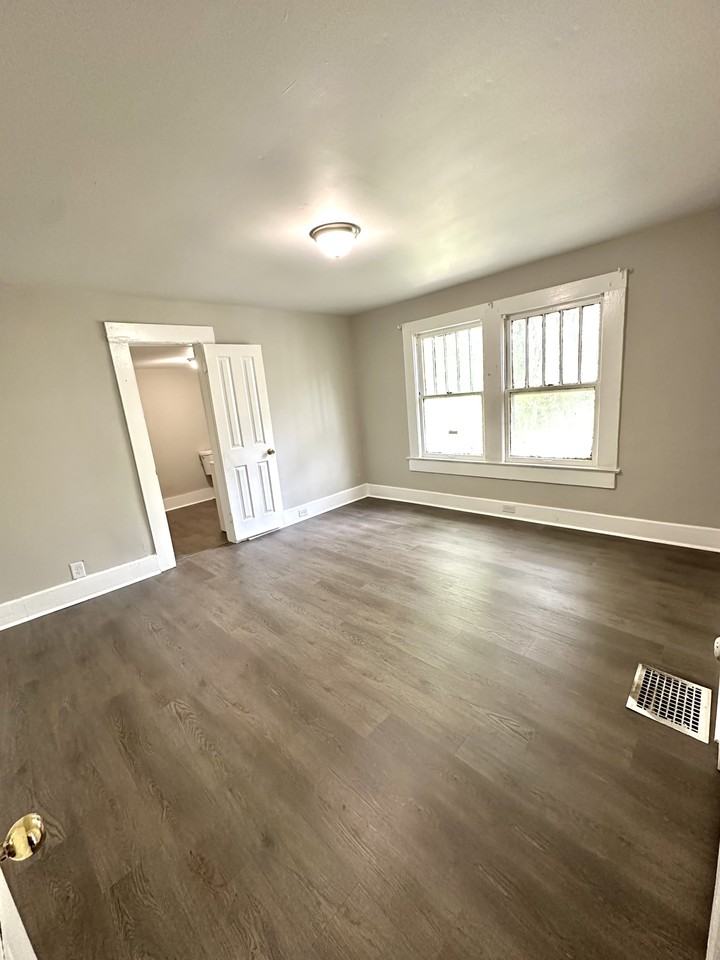 2610 Avenue P #1 - Photo 4 of 10