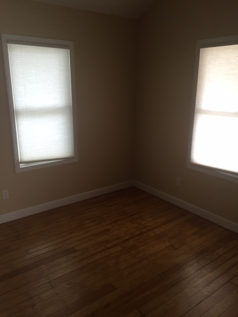 624 East Barker Avenue #1 - Photo 3 of 9