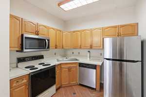 featured image of 15663 Viewpoint Cir #1