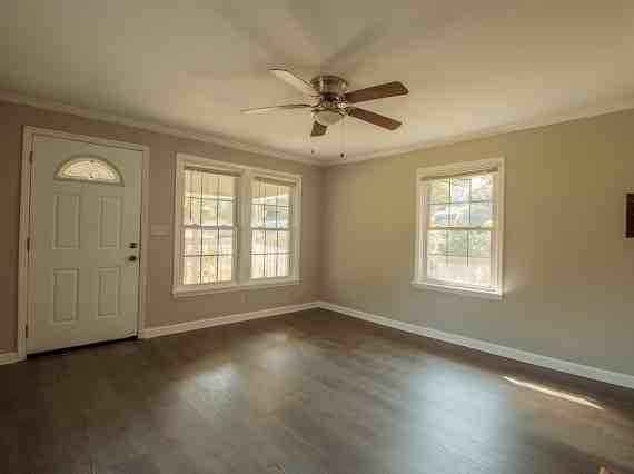 3216 Avenue B #1 - Photo 4 of 9