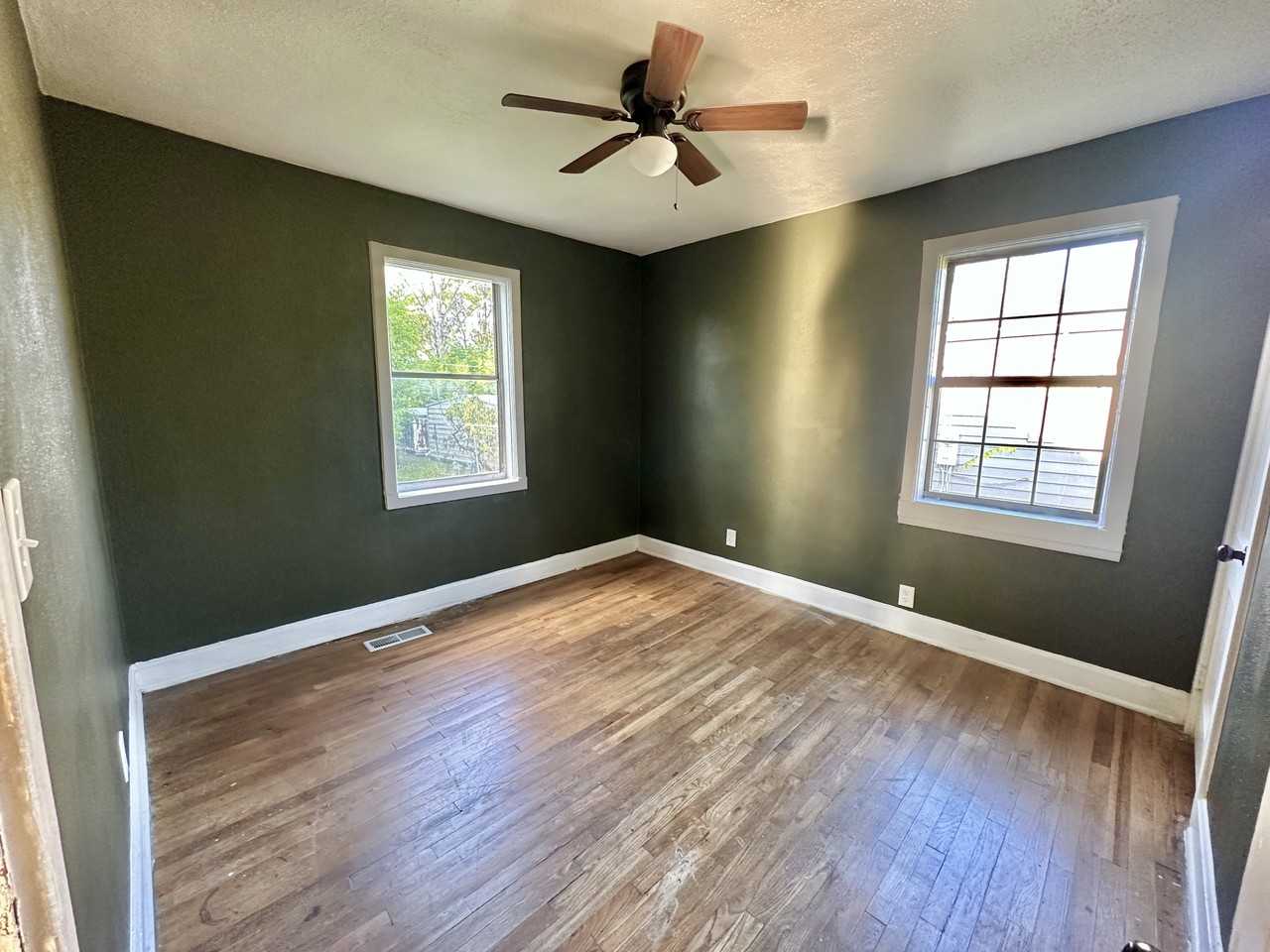 2216 Lee Ave Sw #1 - Photo 2 of 7