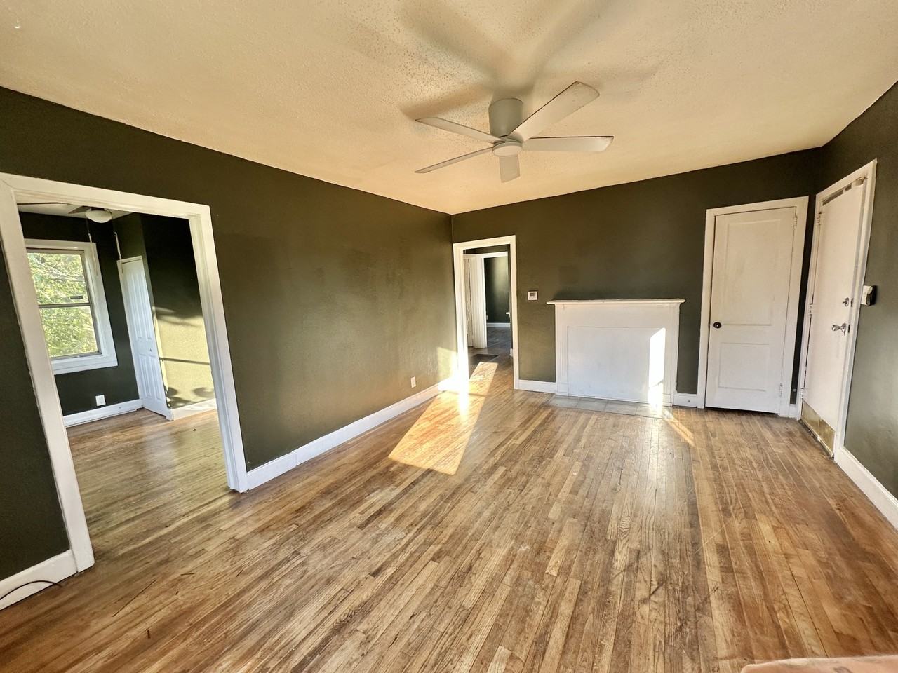 2216 Lee Ave Sw #1 - Photo 4 of 7