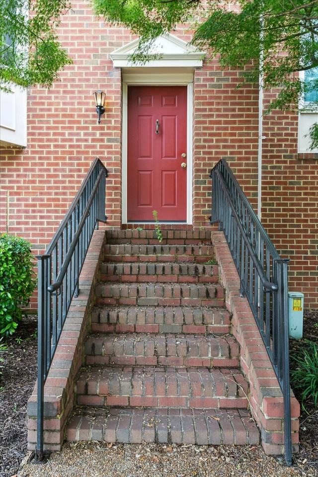 17 Miles Cary Mews #1