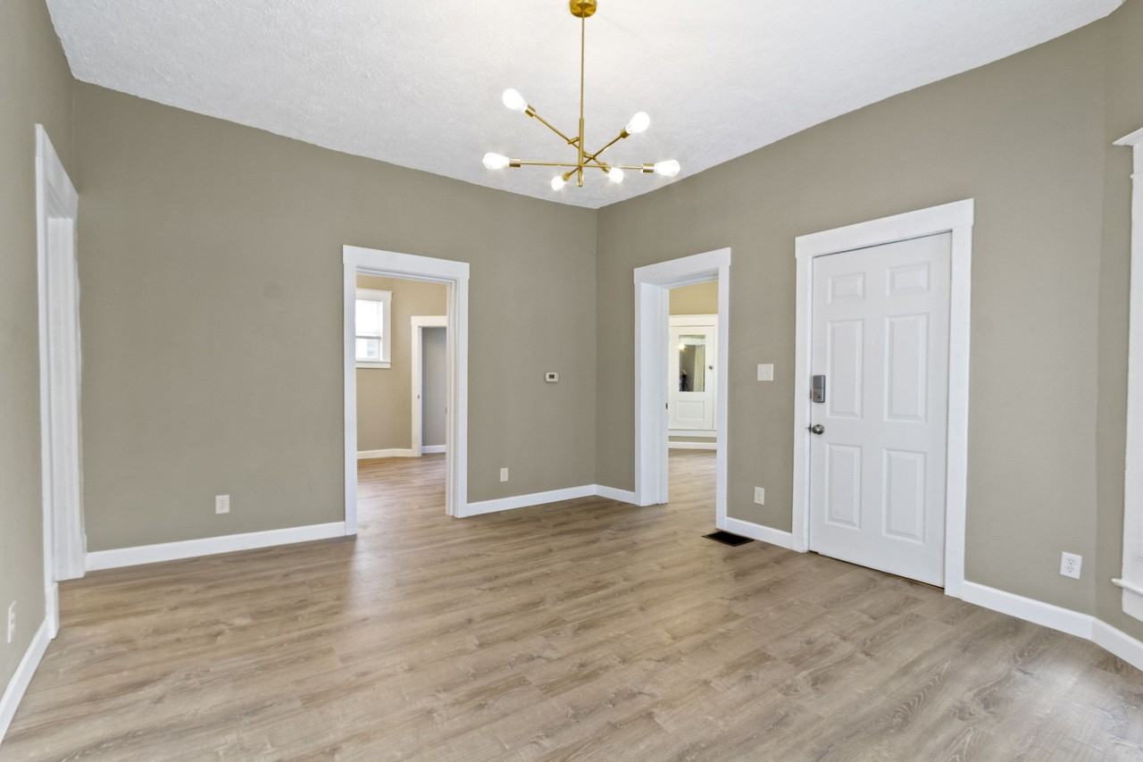 4138 Rookwood Avenue #A - Photo 3 of 16