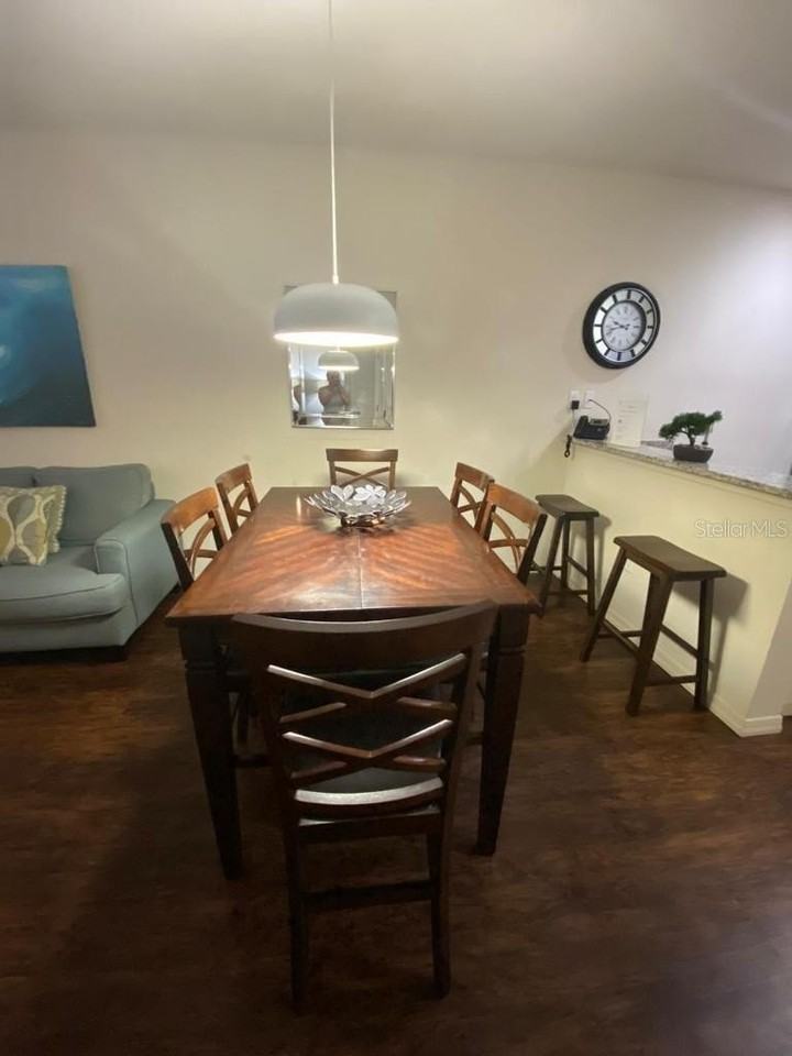 8928 Shine Dr - Photo 4 of 21