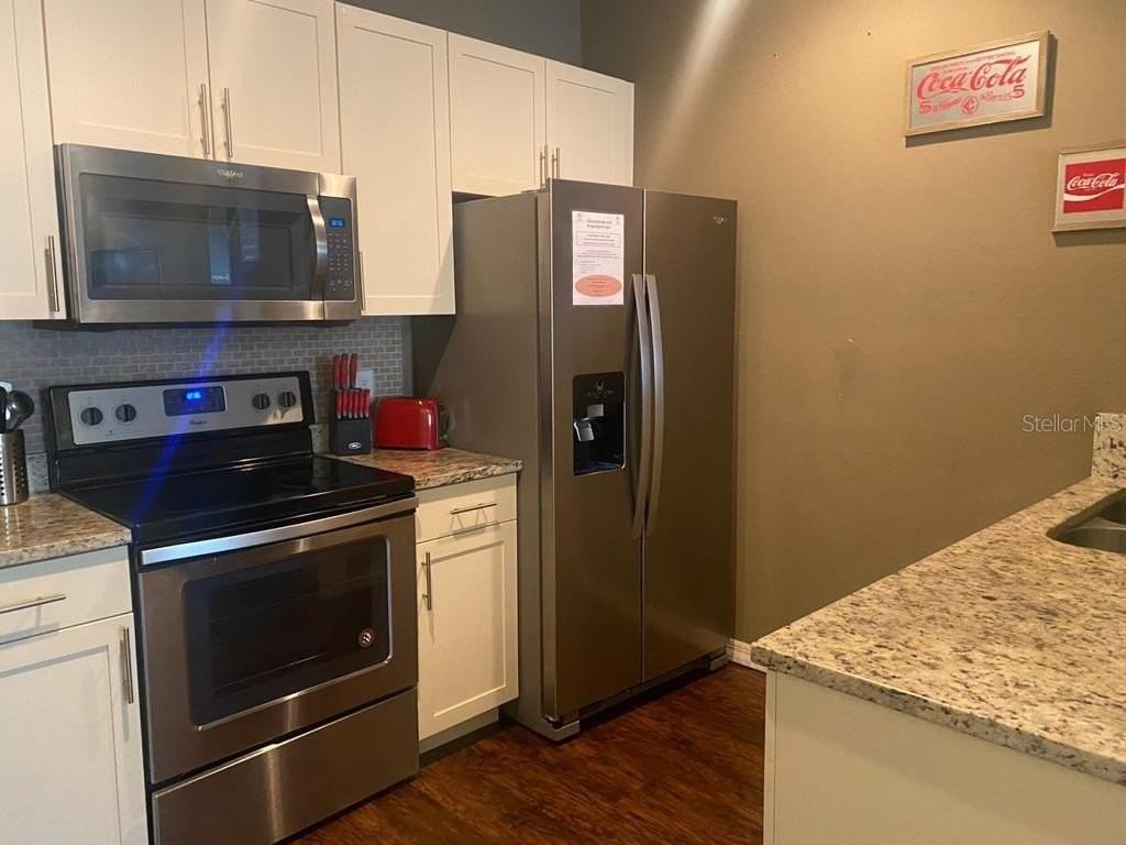 8928 Shine Dr - Photo 5 of 21