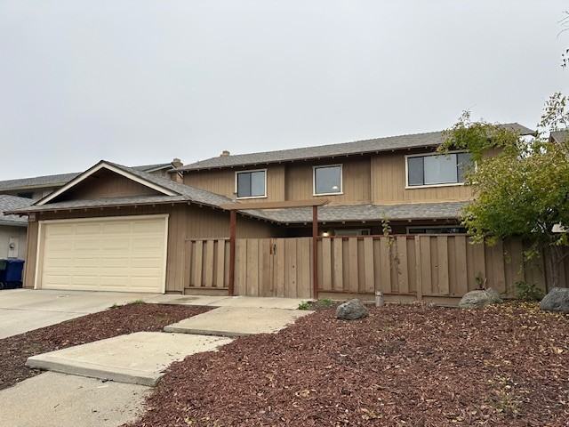 1921 Bridgewood Way - Photo 2 of 50