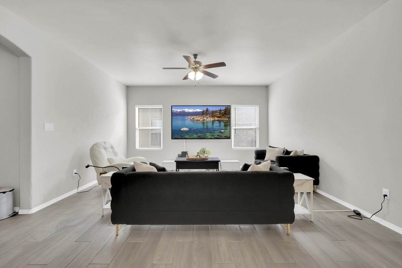 7021 Silver Spur Street #1 - Photo 6 of 16