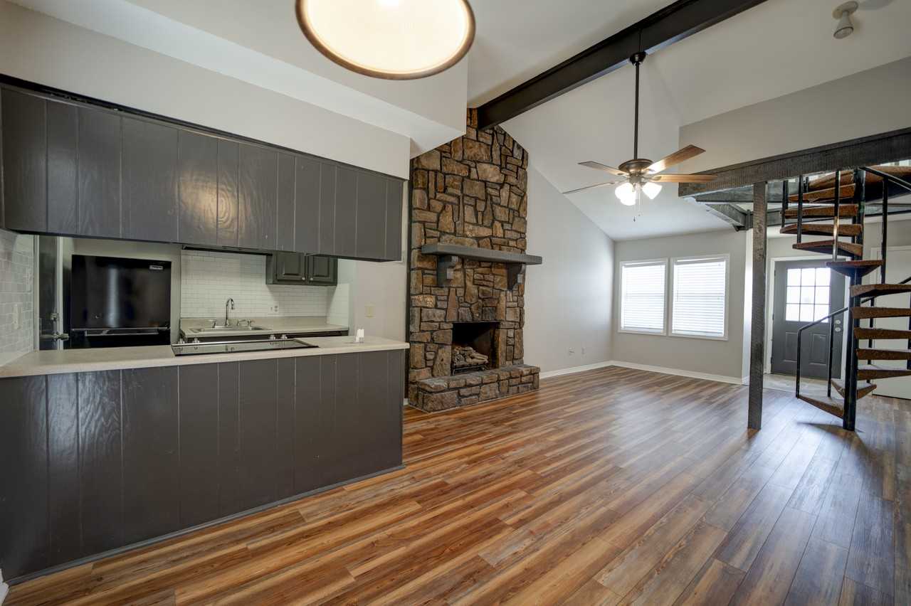 13811 Turnberry Lane #1 - Photo 7 of 19