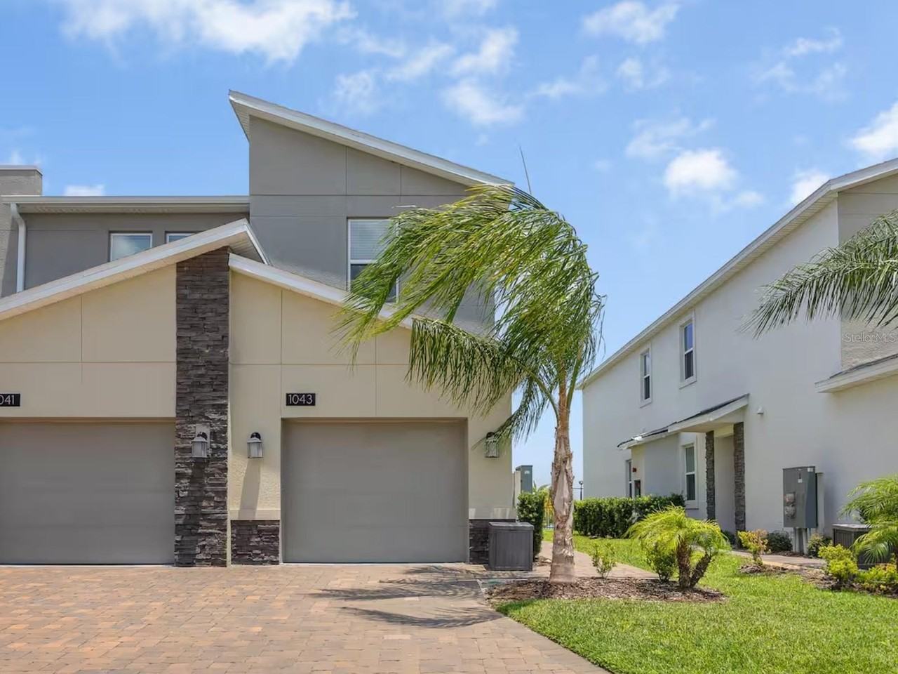 1043 Splash Shot Pl #2002 - Photo 4 of 50