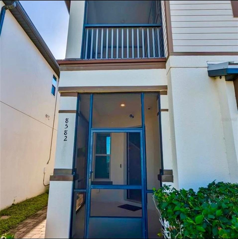 8582 Powder Ridge Trl - Photo 3 of 37