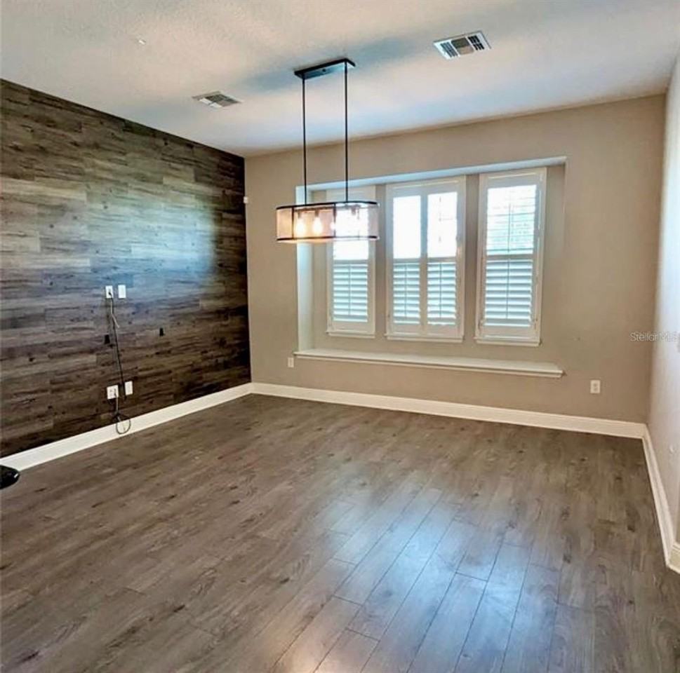 8582 Powder Ridge Trl - Photo 7 of 37