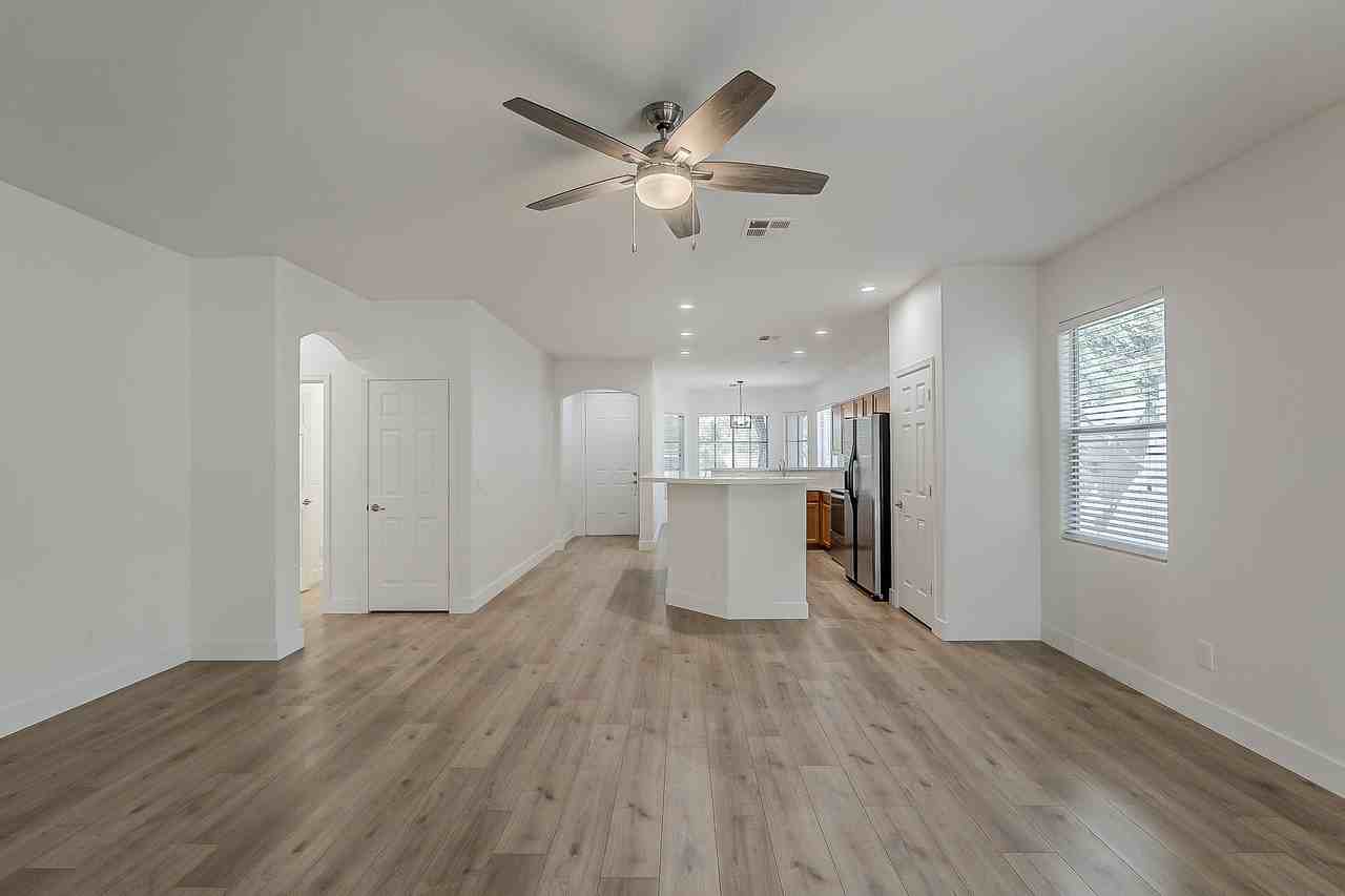 3877 S Coach House Dr #1 - Photo 7 of 44