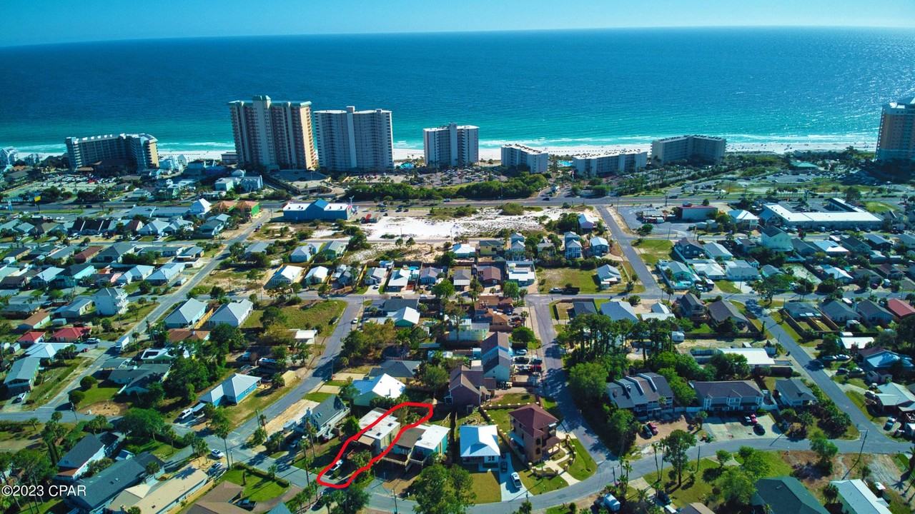 7129 South Lagoon Drive #1 - Photo 3 of 16