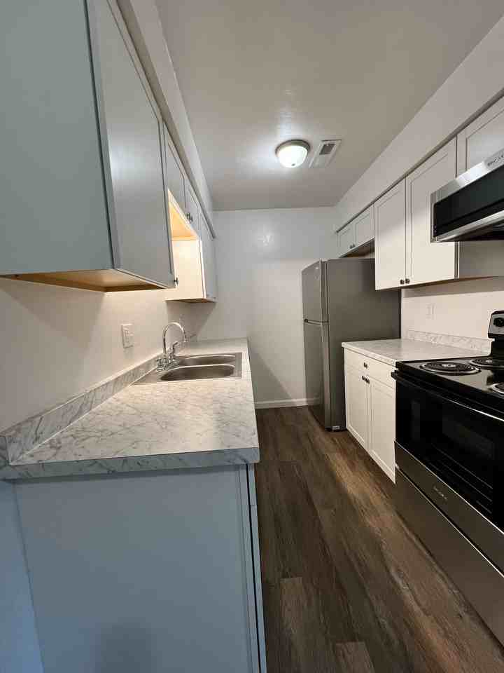 851 Washington Avenue #A2 - Photo 2 of 19