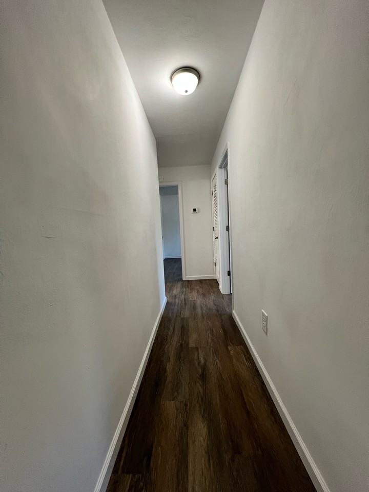 851 Washington Avenue #A2 - Photo 7 of 19