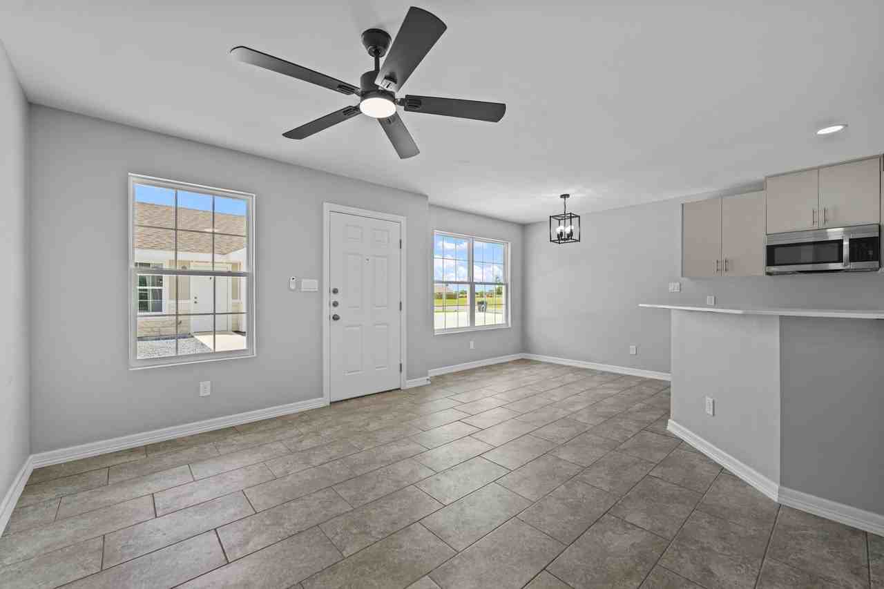 Multi National #1B - Photo 4 of 11