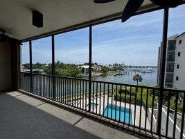 featured image of 11370 Twelve Oaks Way #1