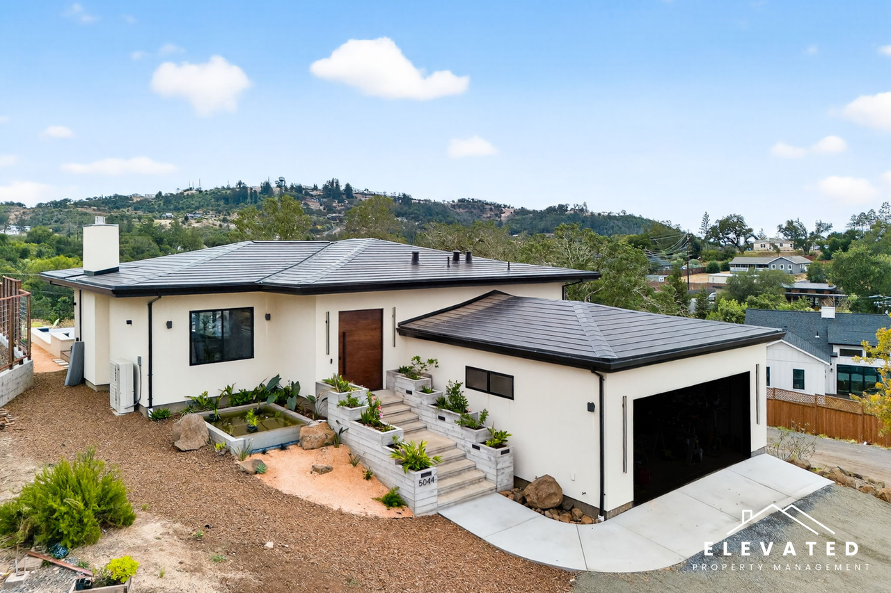 5044 Linda Lane #1 - Photo 2 of 36