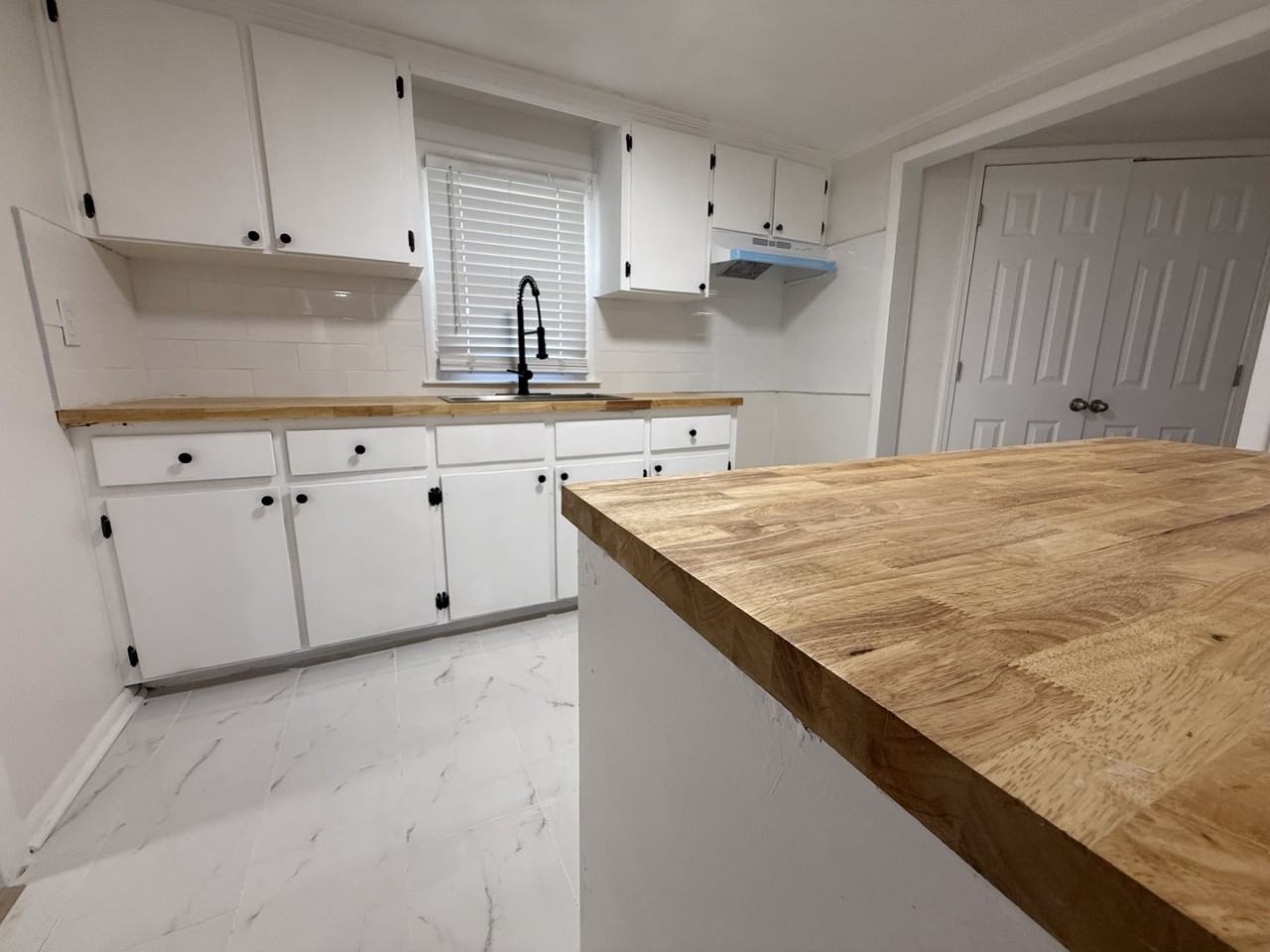 321 Easy Street #1 - Photo 5 of 24