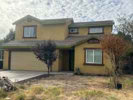 featured image of 400 Fairway Dr #1