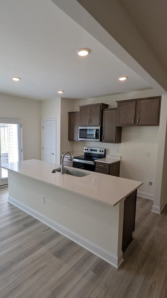 60 Honeydew Way #1 - Photo 2 of 47