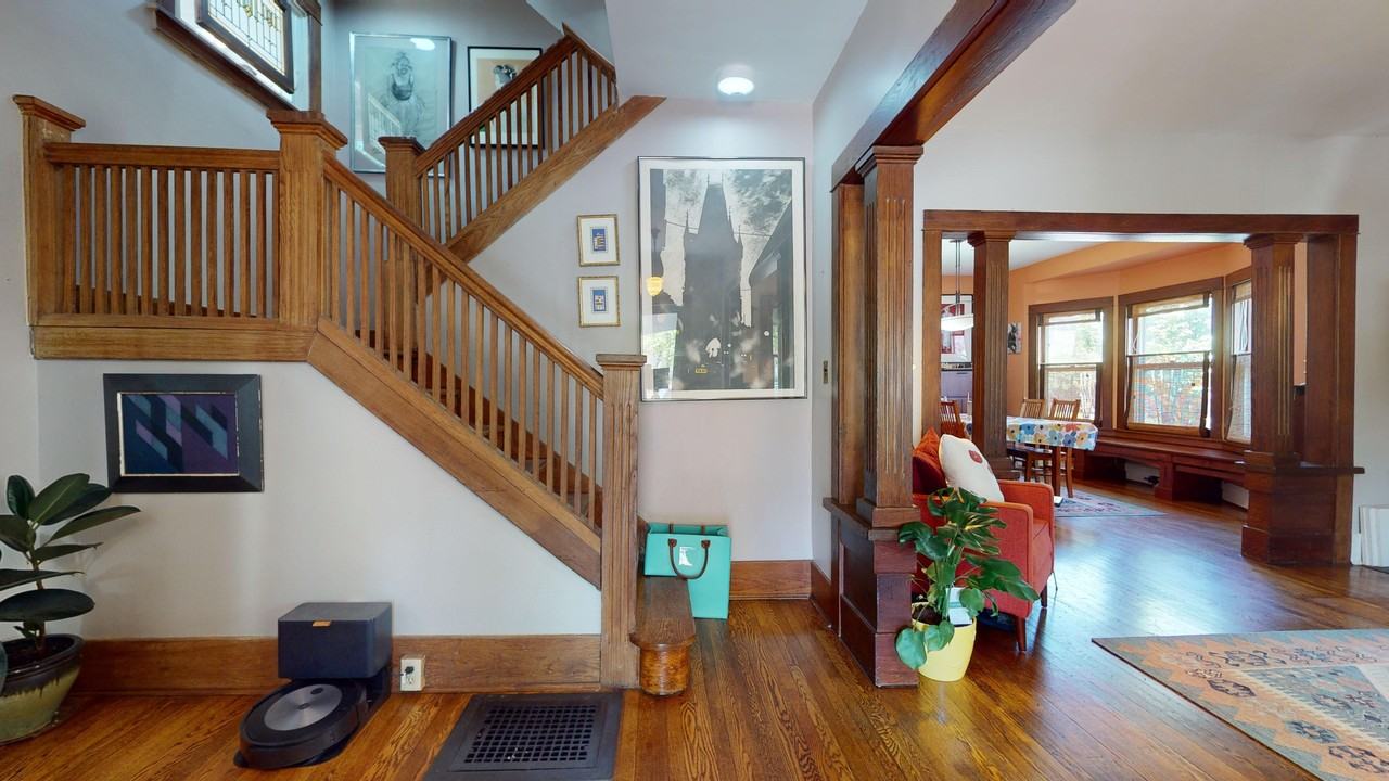 402 North Titus Avenue - Photo 3 of 13