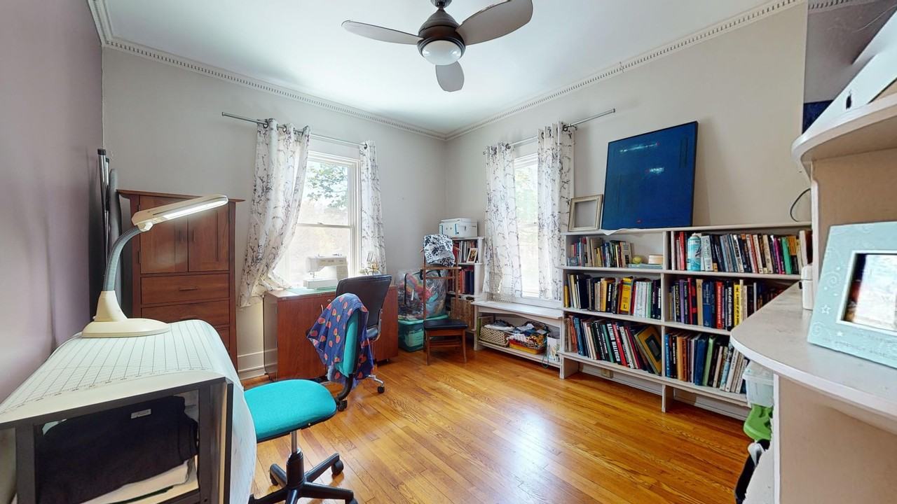 402 North Titus Avenue - Photo 7 of 13